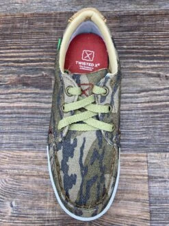Yca0009 Kid's Mossy Oak Bottomland Kicks By Twisted X -Western Cowboy Equipment Store IMG 5333