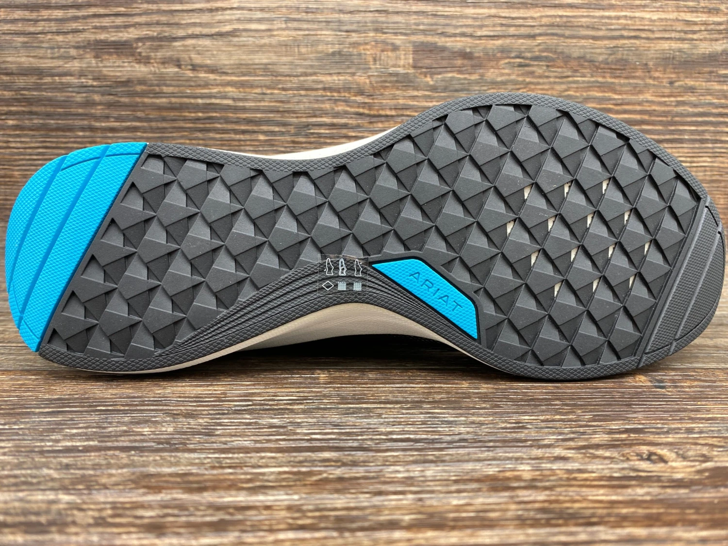 10038439 Men's Ignite H2O Waterproof Athletic Shoe By Ariat 4 10038439 Men's Ignite H2O Waterproof Athletic Shoe By Ariat - Image 4