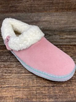 Ar2827 Women's Melody Fleece Lined Slipper By Ariat 21 Ar2827 Women's Melody Fleece Lined Slipper By Ariat -Western Cowboy Equipment Store IMG 6414