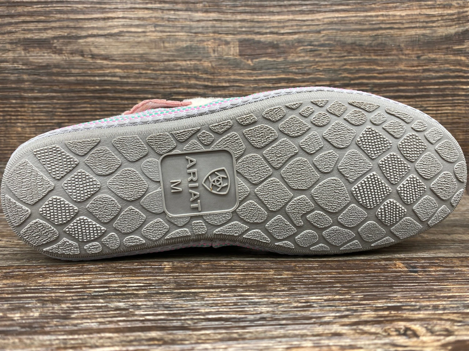 Ar2827 Women's Melody Fleece Lined Slipper By Ariat 8 Ar2827 Women's Melody Fleece Lined Slipper By Ariat - Image 8