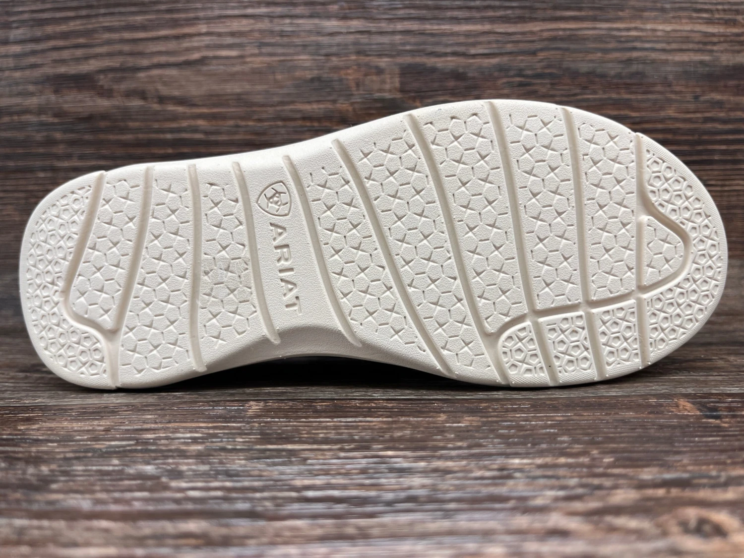 10044589 Women's Hilo Lace Up Casual Shoe By Ariat 5 10044589 Women's Hilo Lace Up Casual Shoe By Ariat - Image 5