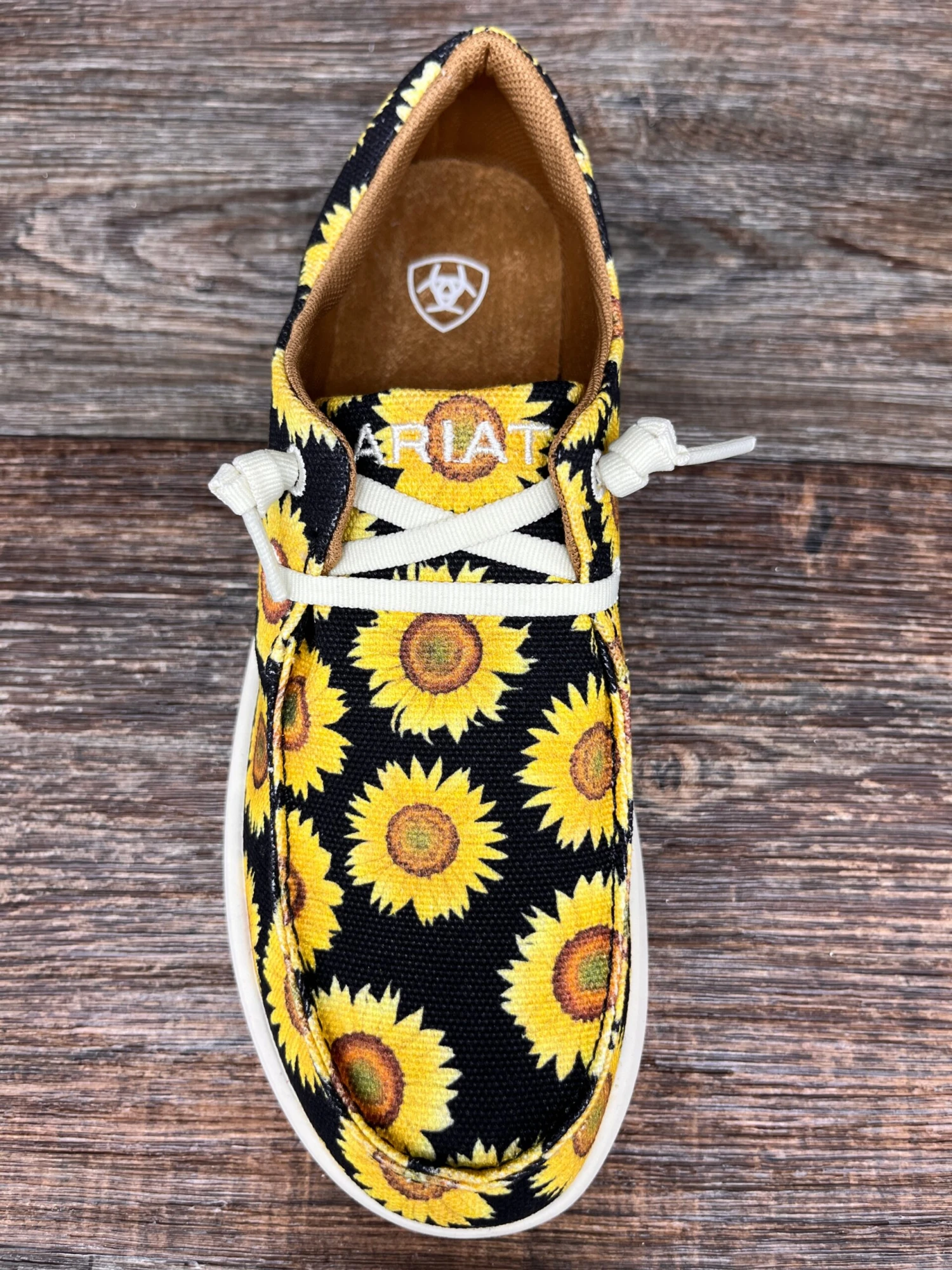 10042513 Women's Hilo Lace Up Casual Shoe By Ariat 3 10042513 Women's Hilo Lace Up Casual Shoe By Ariat - Image 3