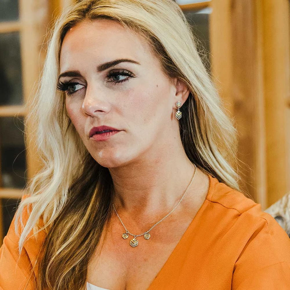 Nc4947 Chevron Silver Necklace By Montana Silversmiths 4 Nc4947 Chevron Silver Necklace By Montana Silversmiths - Image 4